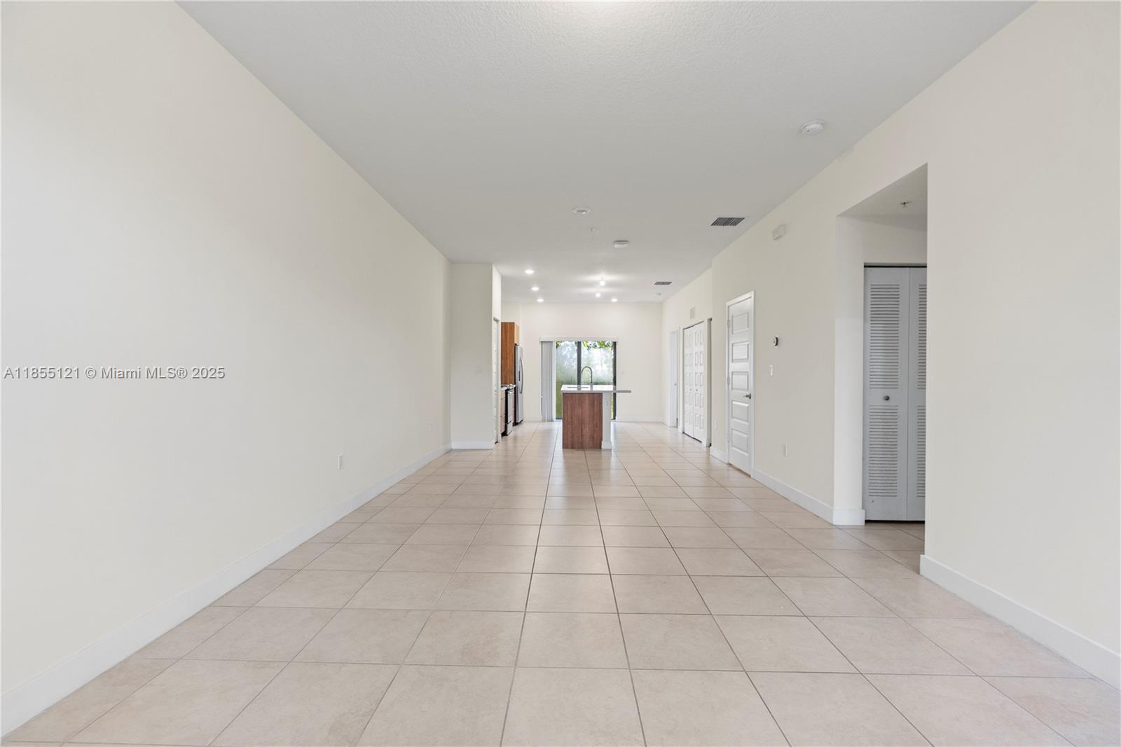 APEX AT PARK CENTRAL COND - Residential