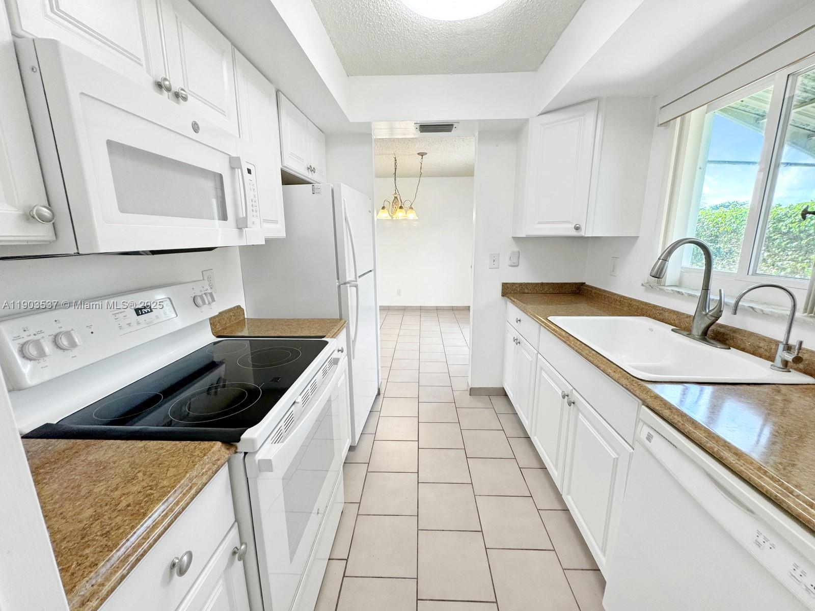 WESTWOOD COMMUNITY 6 - Residential