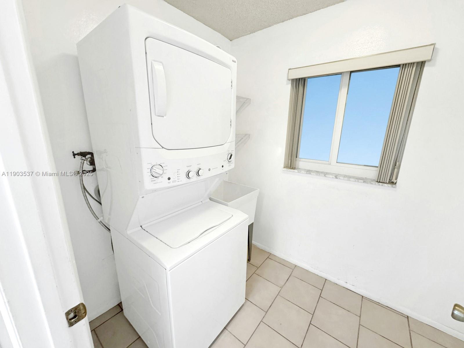 WESTWOOD COMMUNITY 6 - Residential