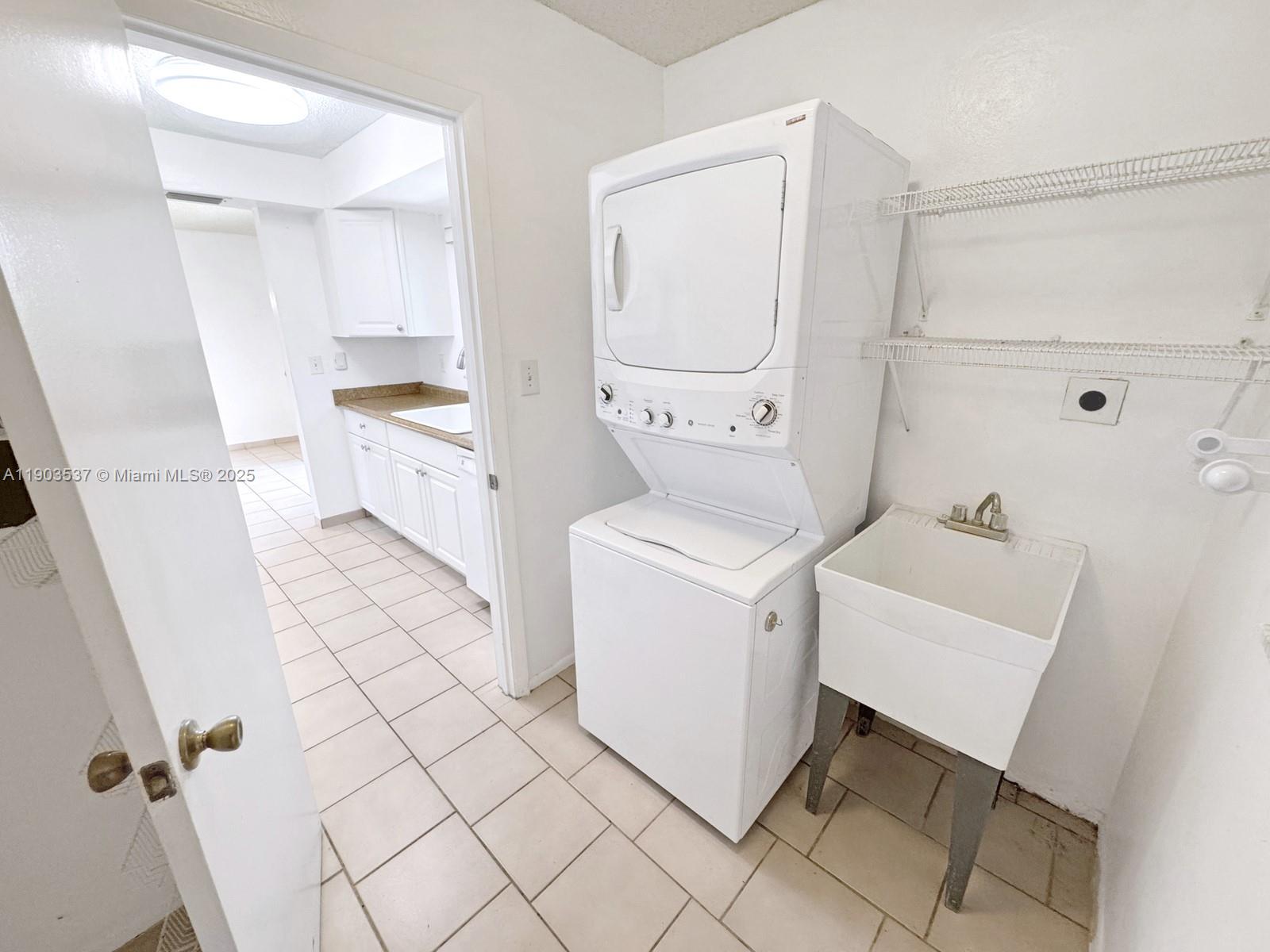 WESTWOOD COMMUNITY 6 - Residential