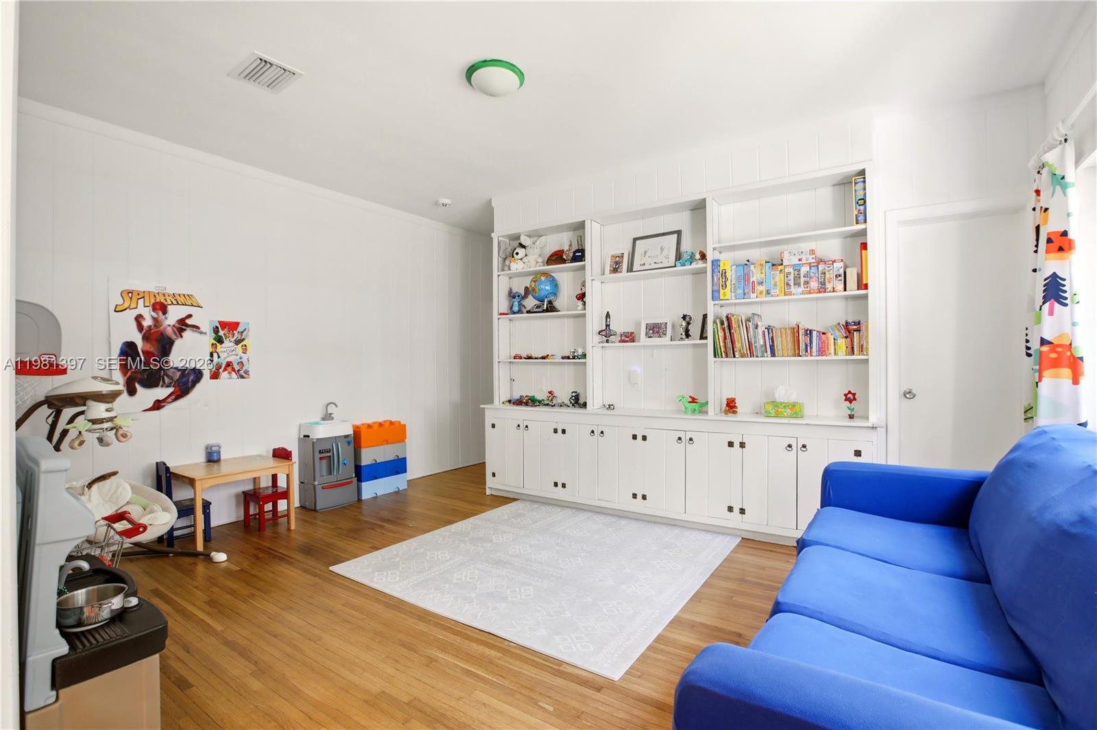 CORAL GABLES SEC E - Residential