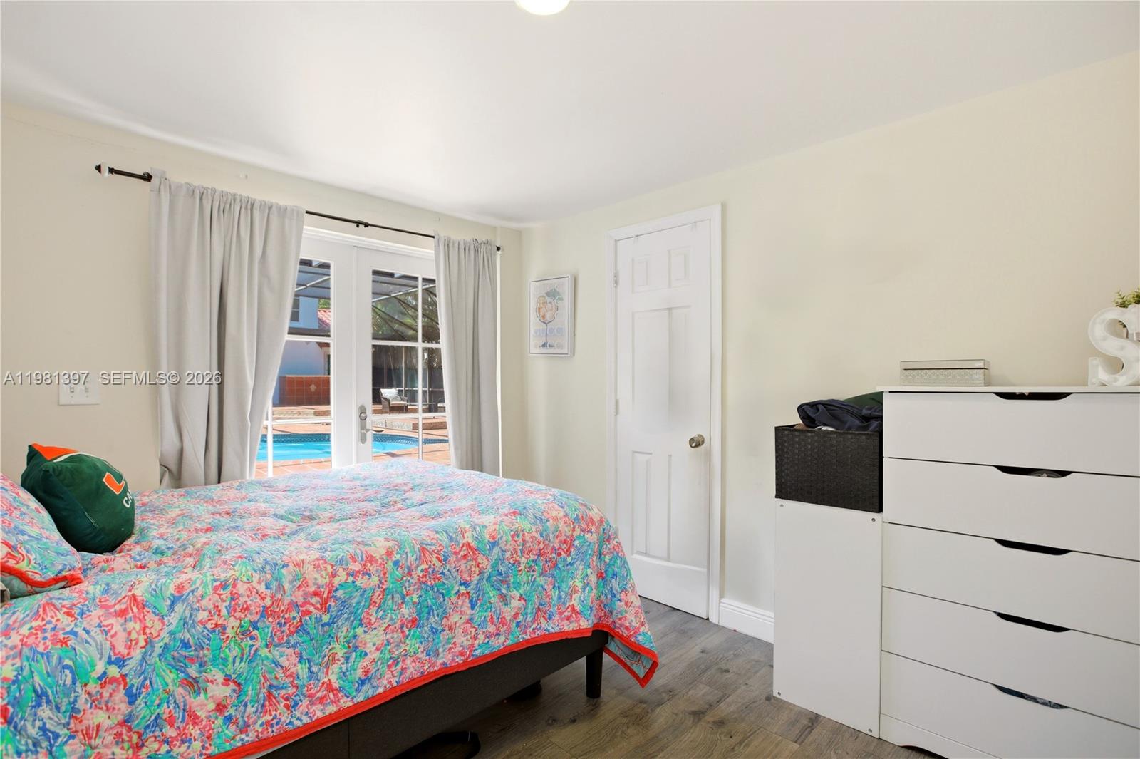 CORAL GABLES SEC E - Residential