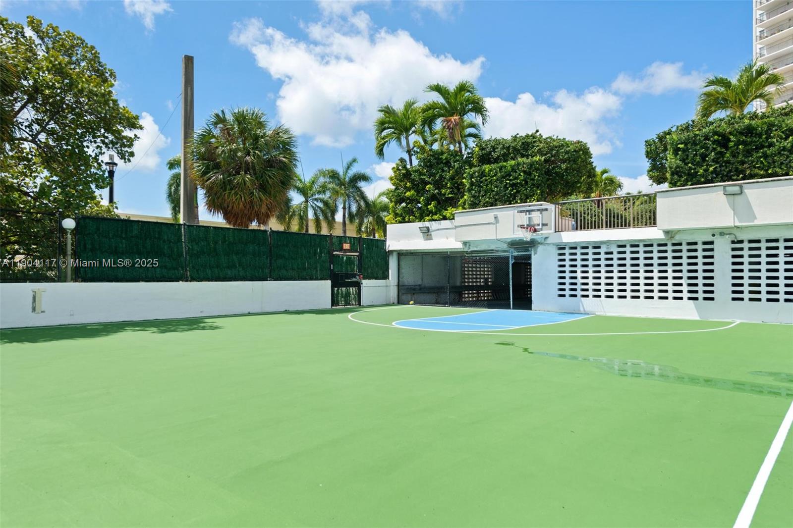 TOWER FORTY ONE CONDO - Residential