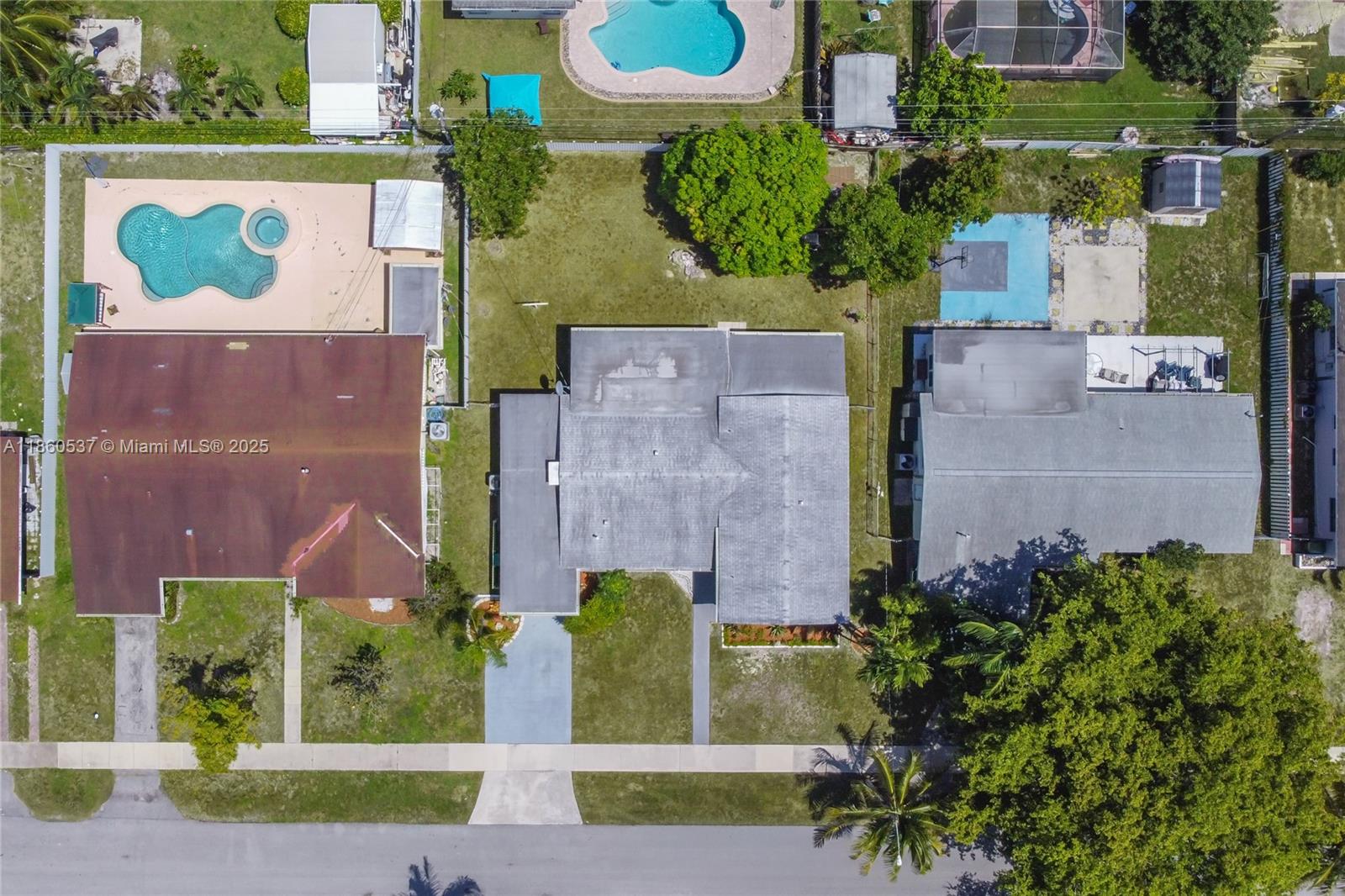 9390 Dominican Dr