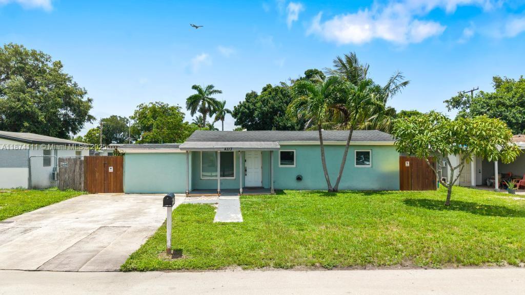 PLAYLAND ISLES - Residential