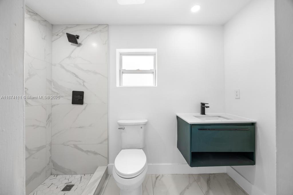 PLAYLAND ISLES - Residential