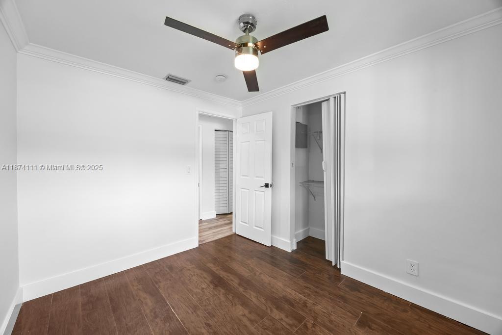 PLAYLAND ISLES - Residential