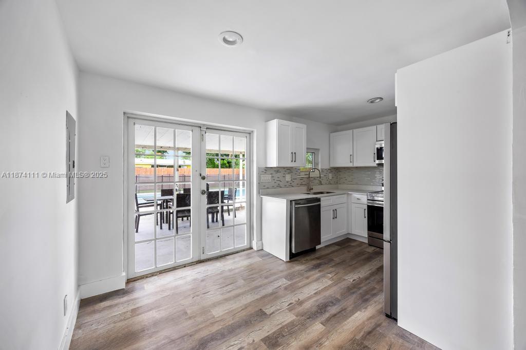 PLAYLAND ISLES - Residential