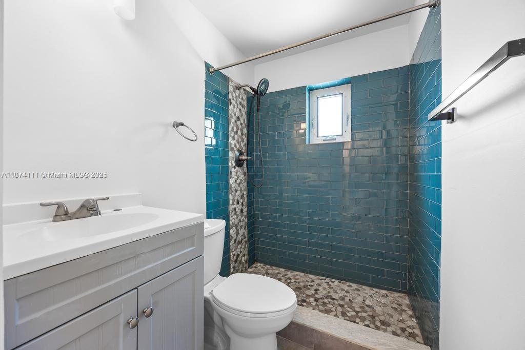 PLAYLAND ISLES - Residential