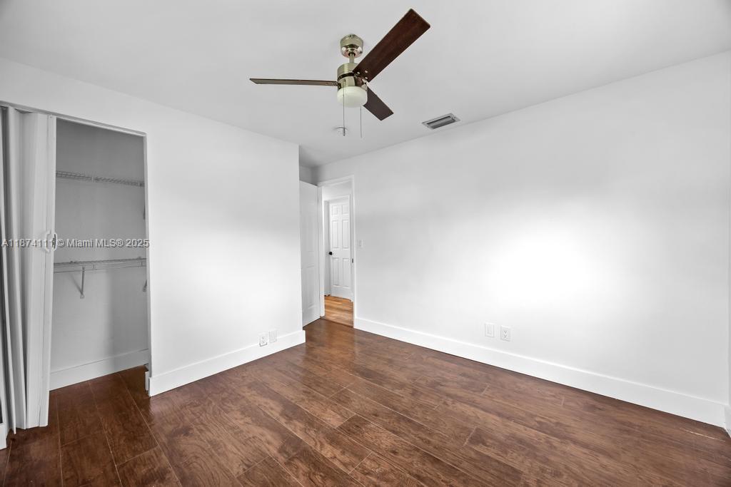 PLAYLAND ISLES - Residential