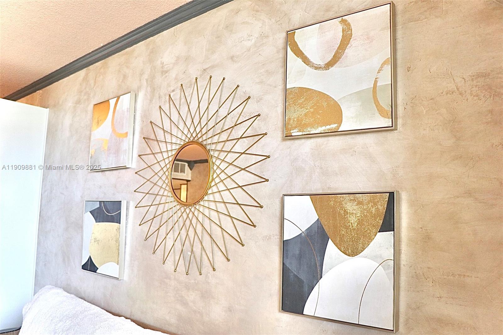 OLYMPUS CONDO PHASE - Residential