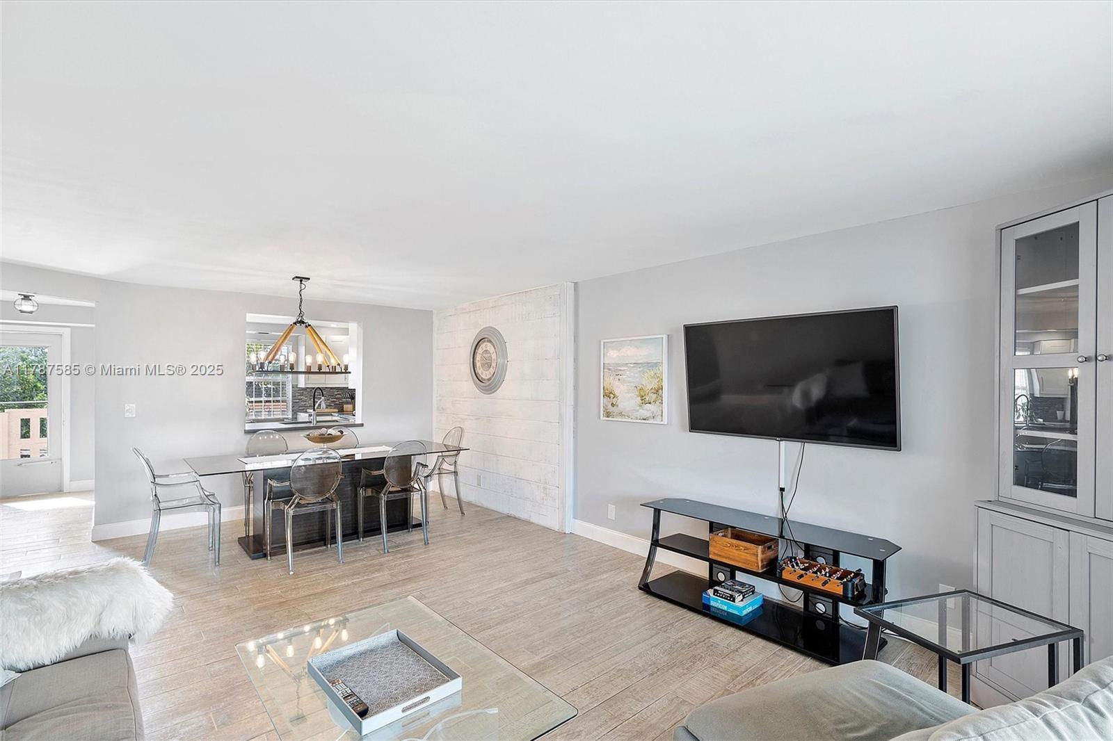441 SE 3 rd. St. 302