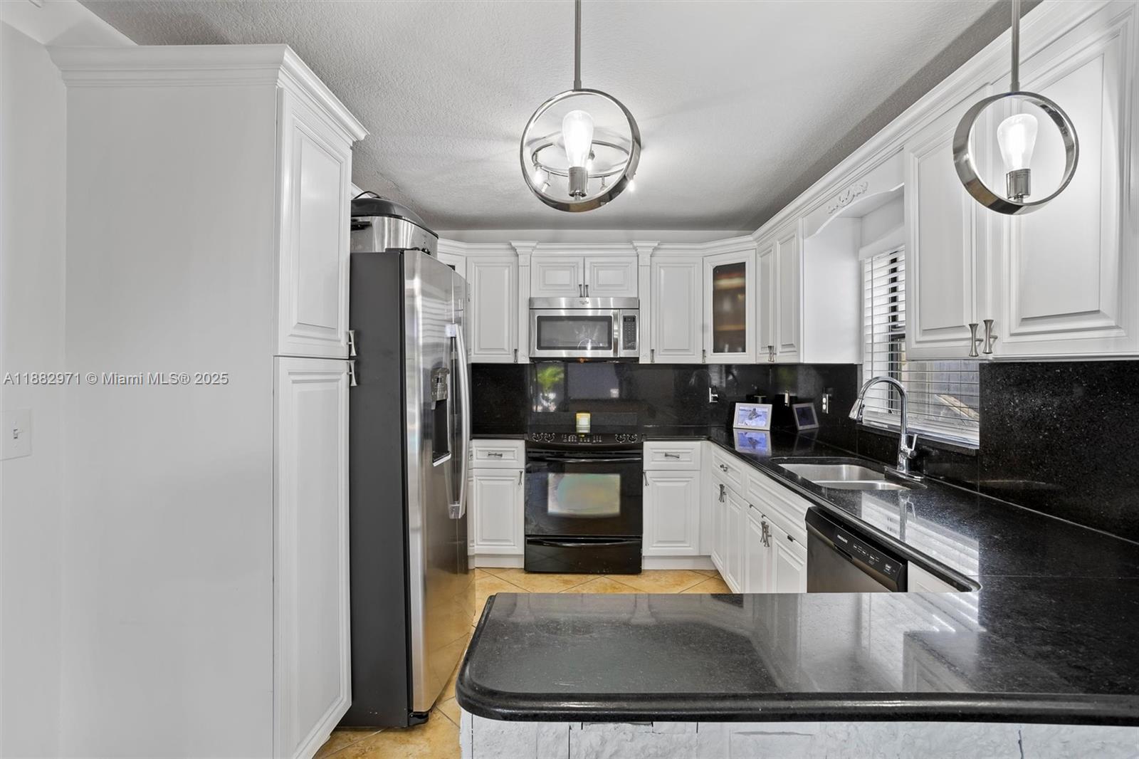 VISTA ENCANTO ADD - Residential