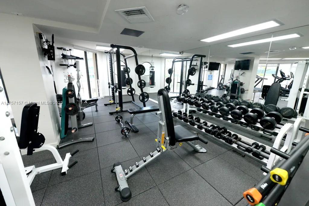 THE LANDMARK CONDO - Residential