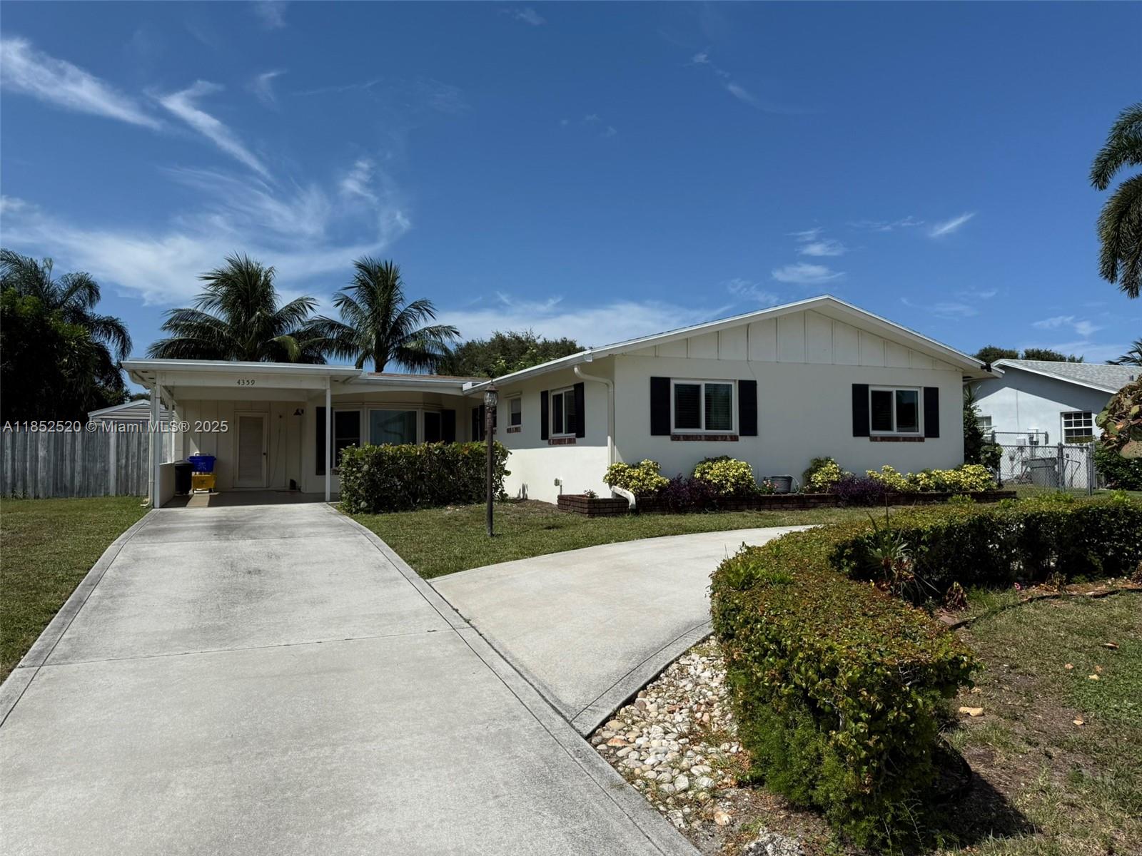 4359 Gardenia Dr