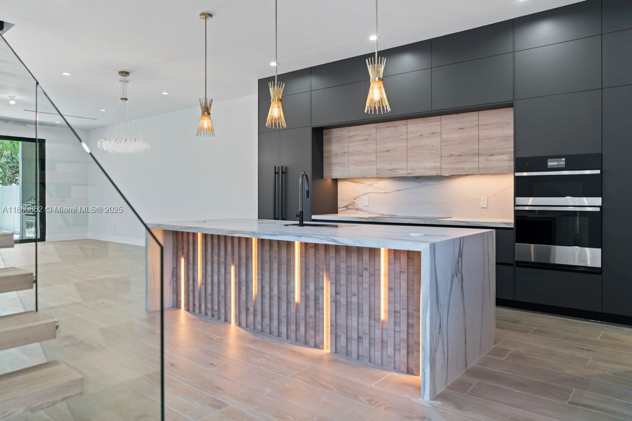 Lake ridge - Residential