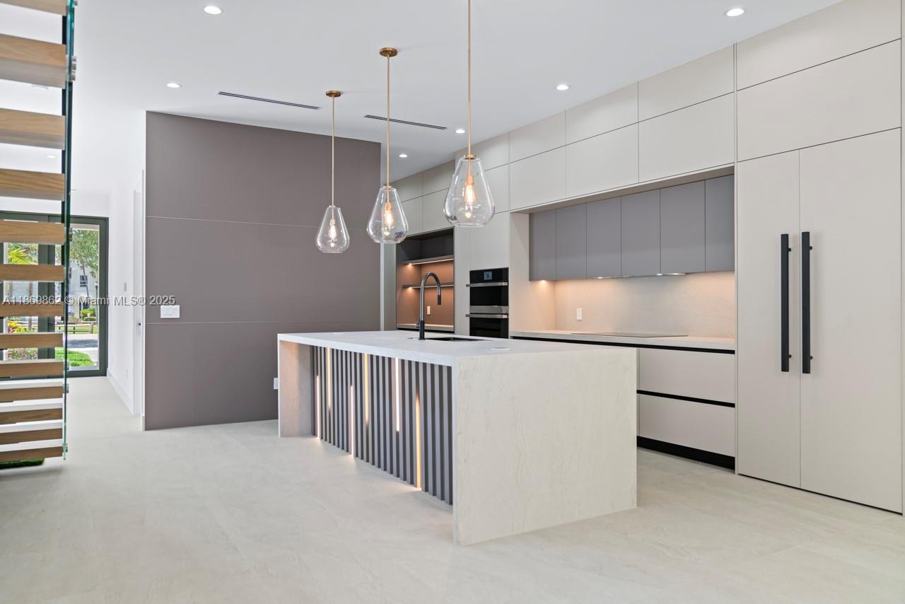 Lake ridge - Residential