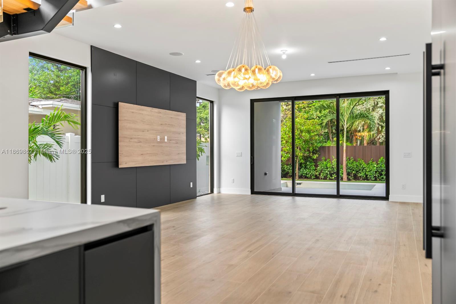 Lake ridge - Residential