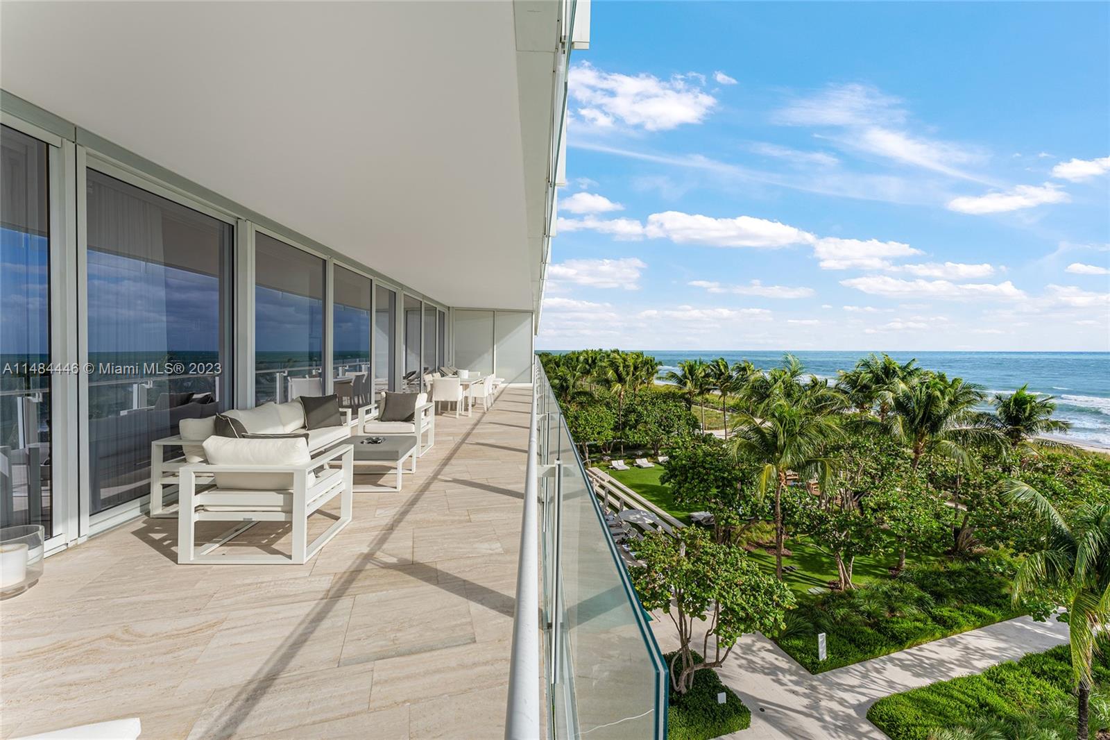 FOUR SEASONS SURF CLUB - Residential