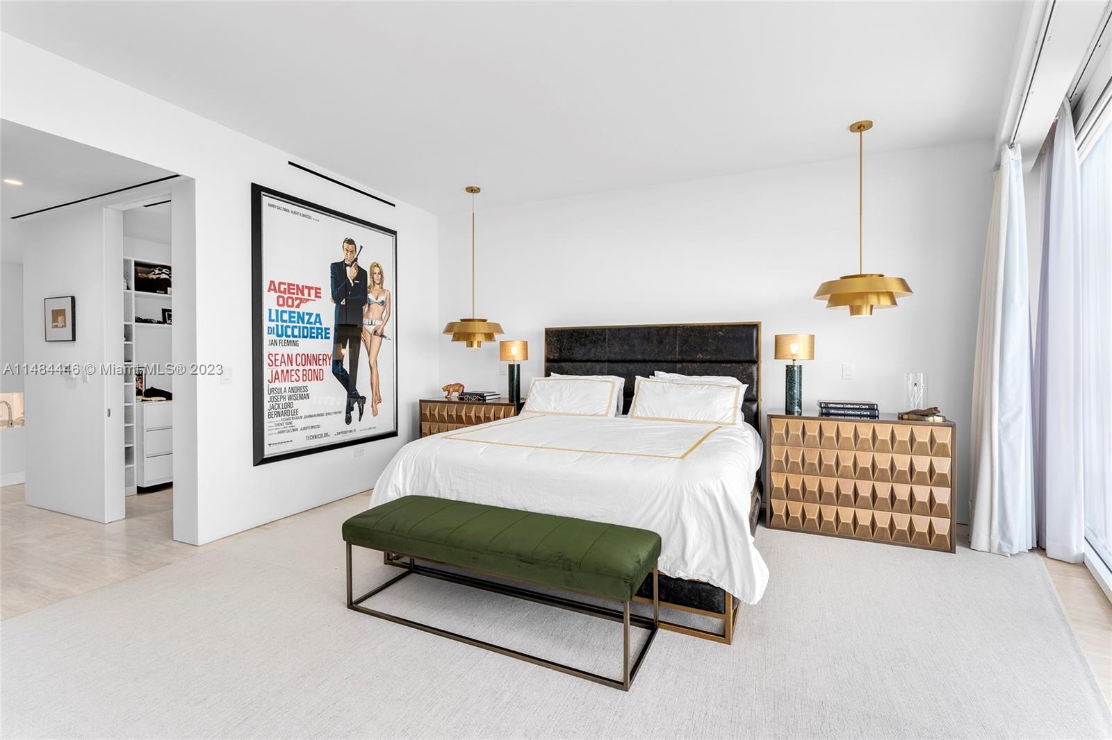 FOUR SEASONS SURF CLUB - Residential