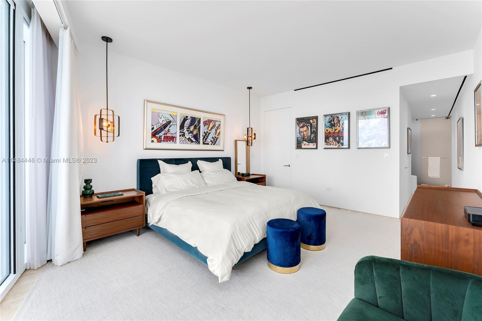 FOUR SEASONS SURF CLUB - Residential