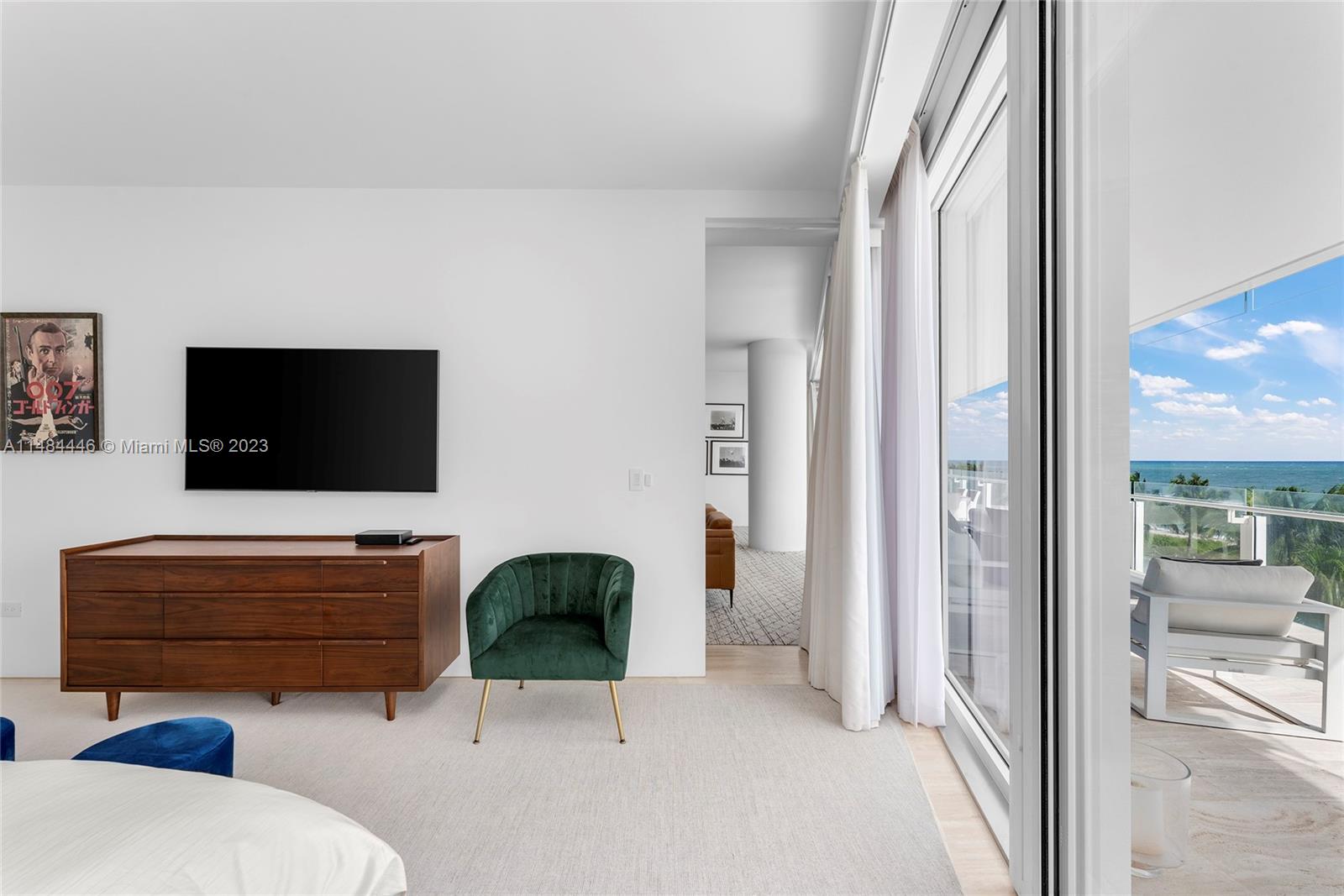 FOUR SEASONS SURF CLUB - Residential