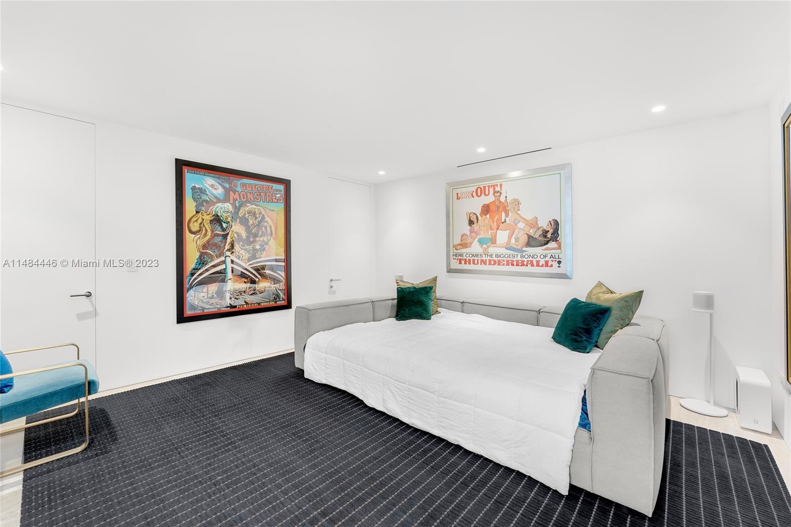 FOUR SEASONS SURF CLUB - Residential