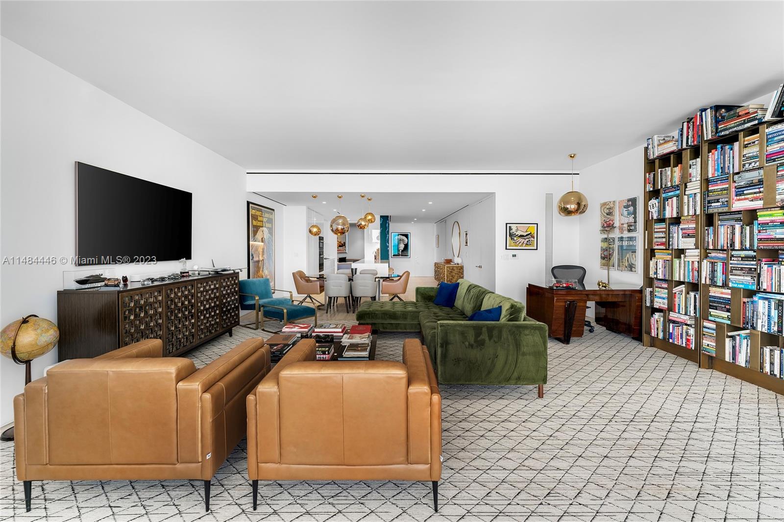 FOUR SEASONS SURF CLUB - Residential