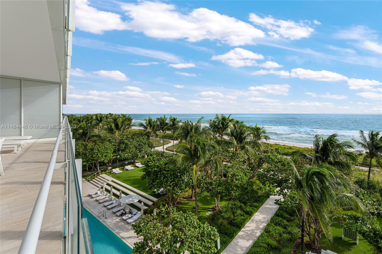 FOUR SEASONS SURF CLUB - Residential