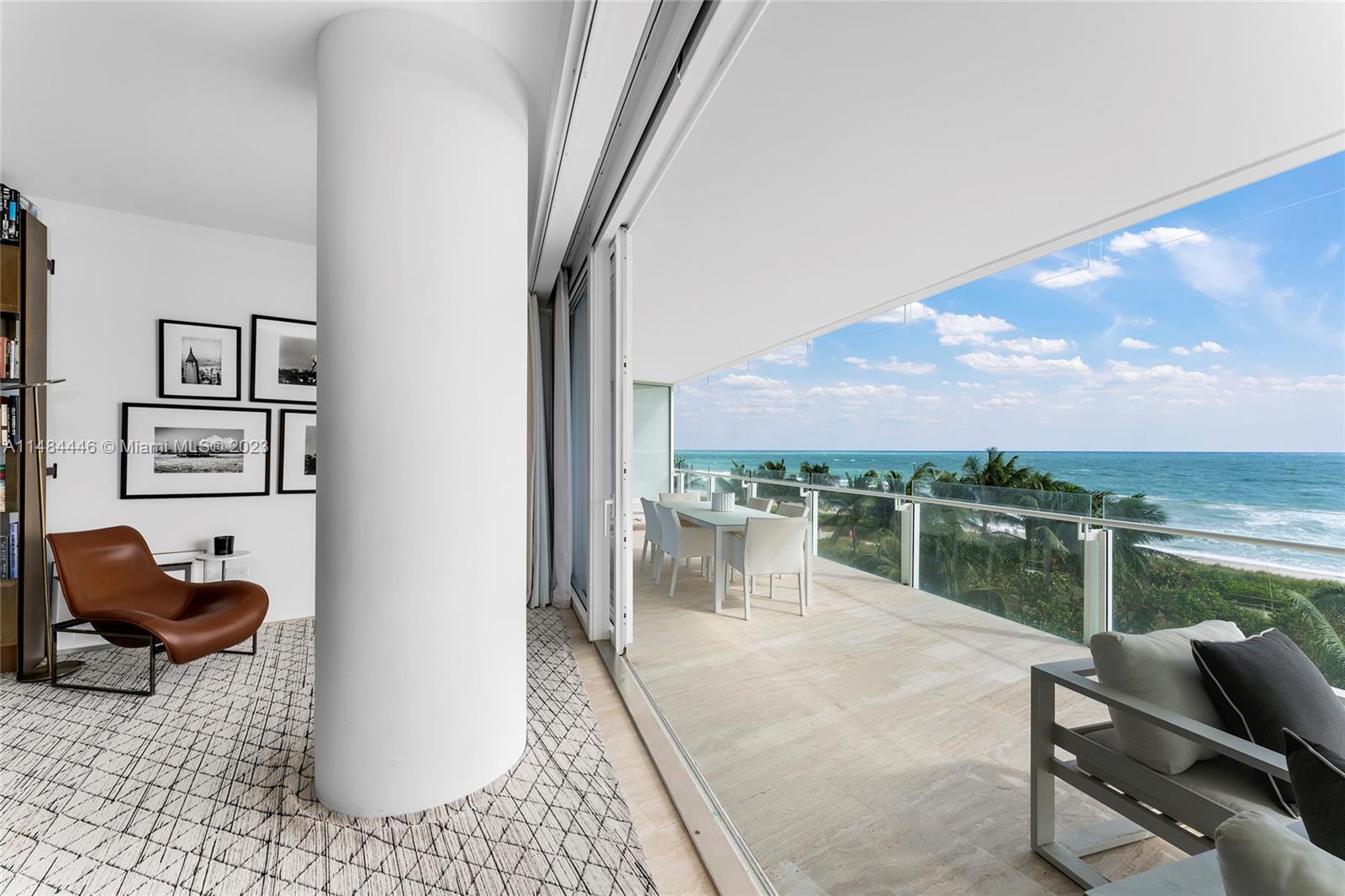 FOUR SEASONS SURF CLUB - Residential