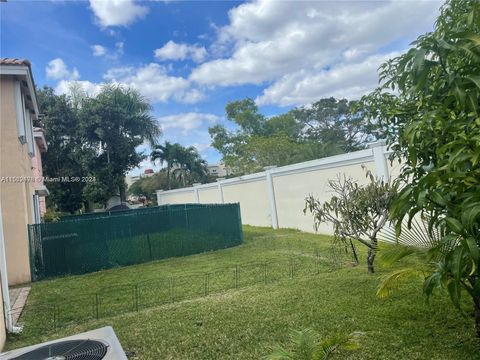 Single Family Residence in Lauderhill FL 6717 39th Ln Ln 12.jpg