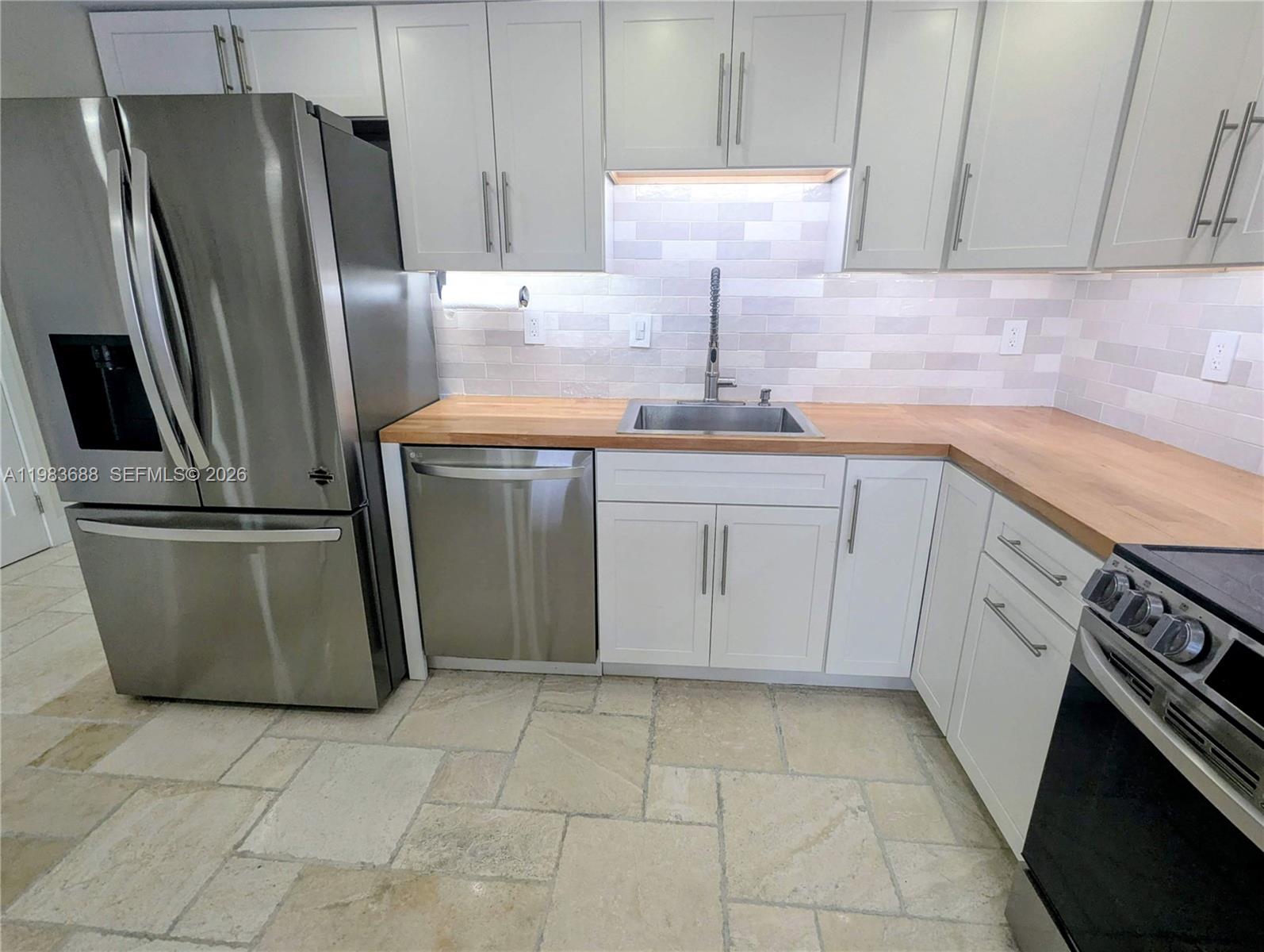 BEACH CLUB VILLAS CONDO I - Residential