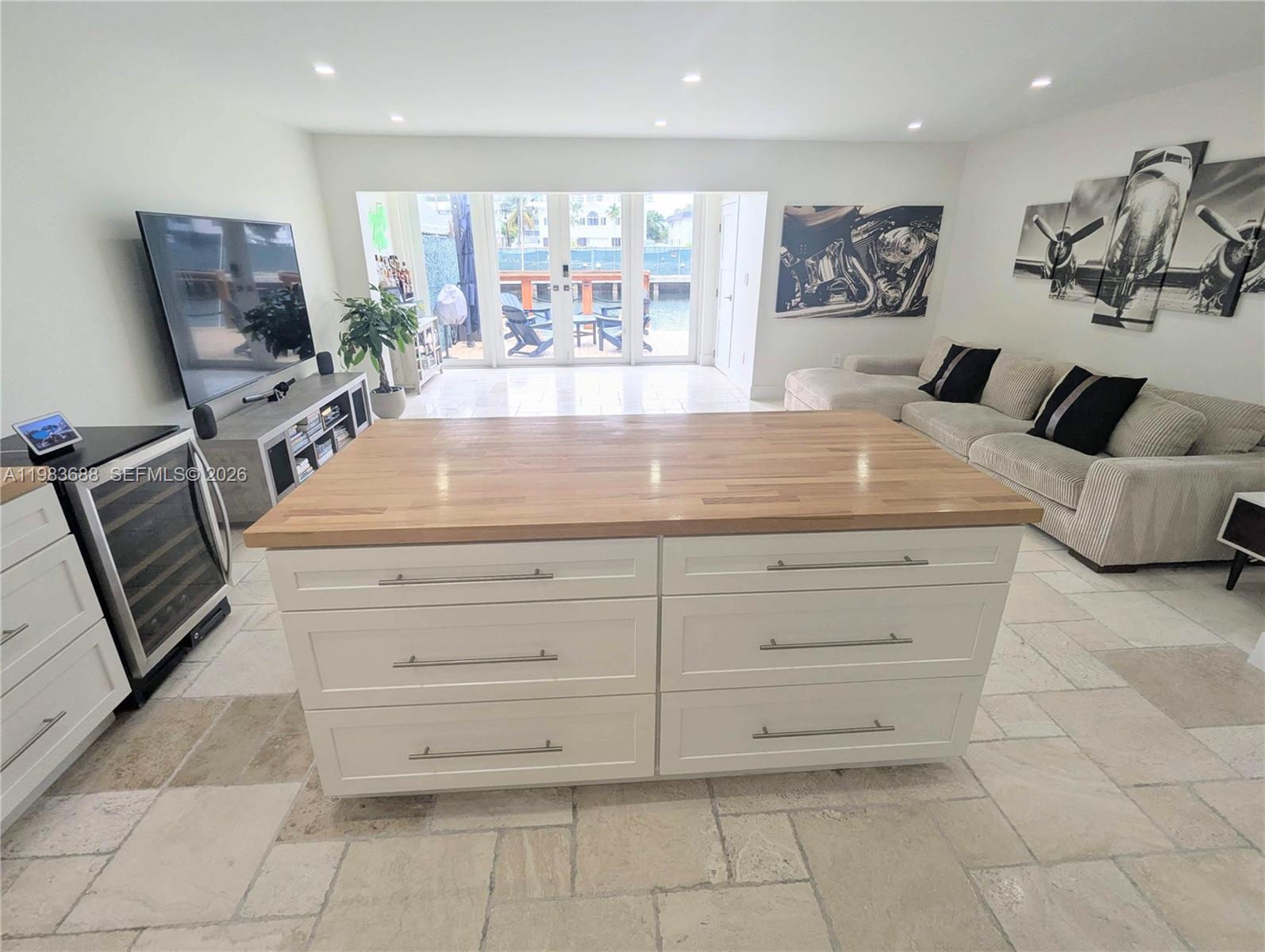 BEACH CLUB VILLAS CONDO I - Residential