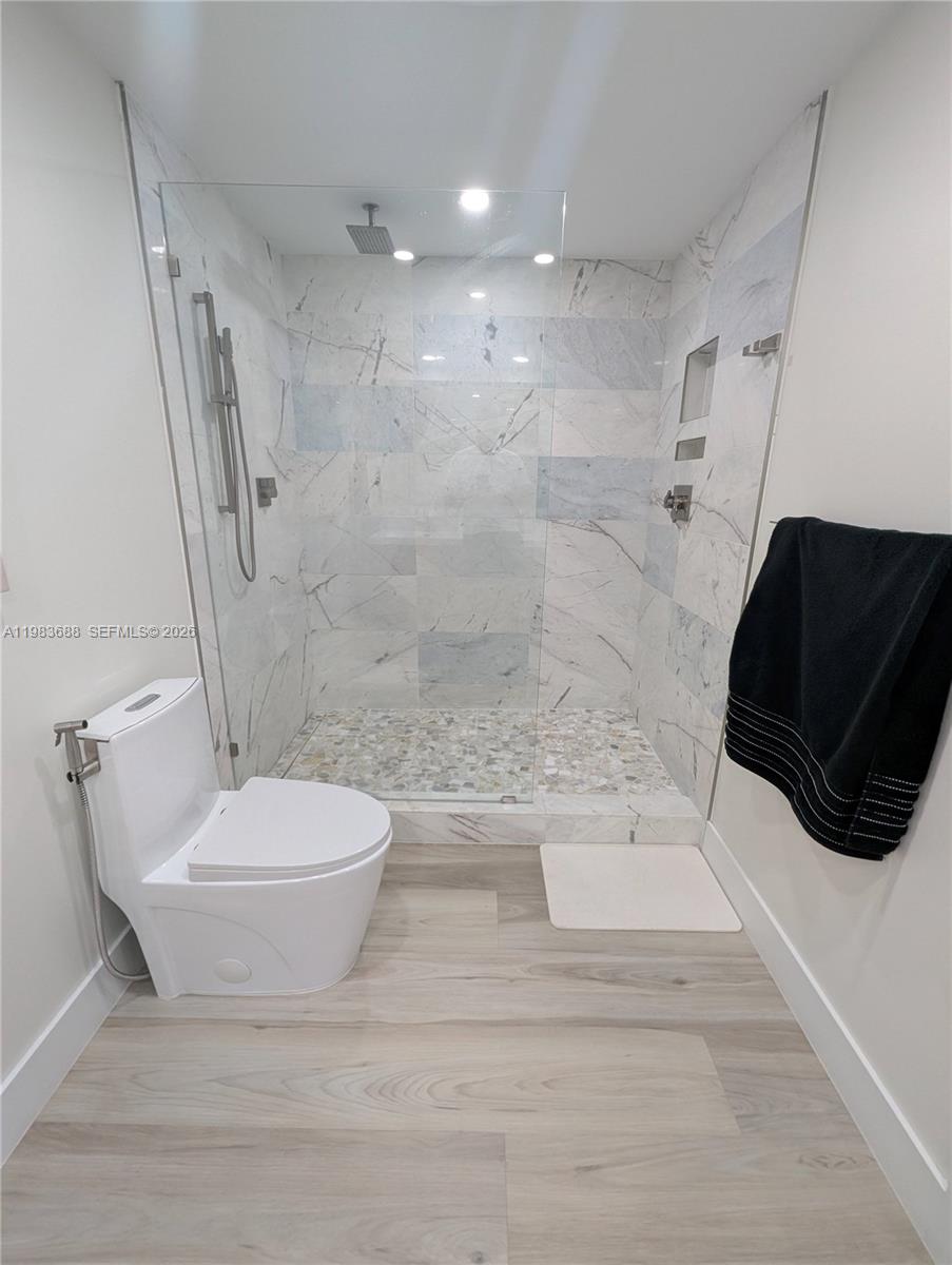 BEACH CLUB VILLAS CONDO I - Residential