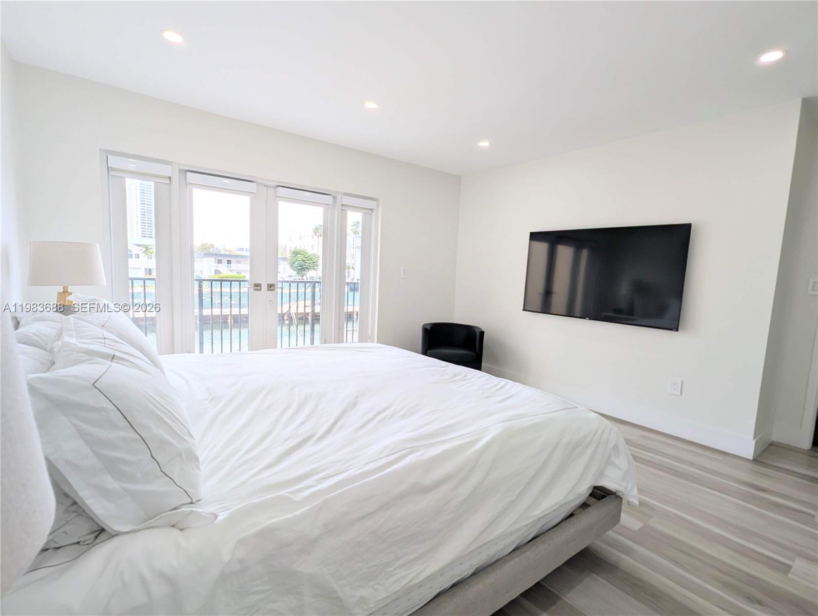 BEACH CLUB VILLAS CONDO I - Residential