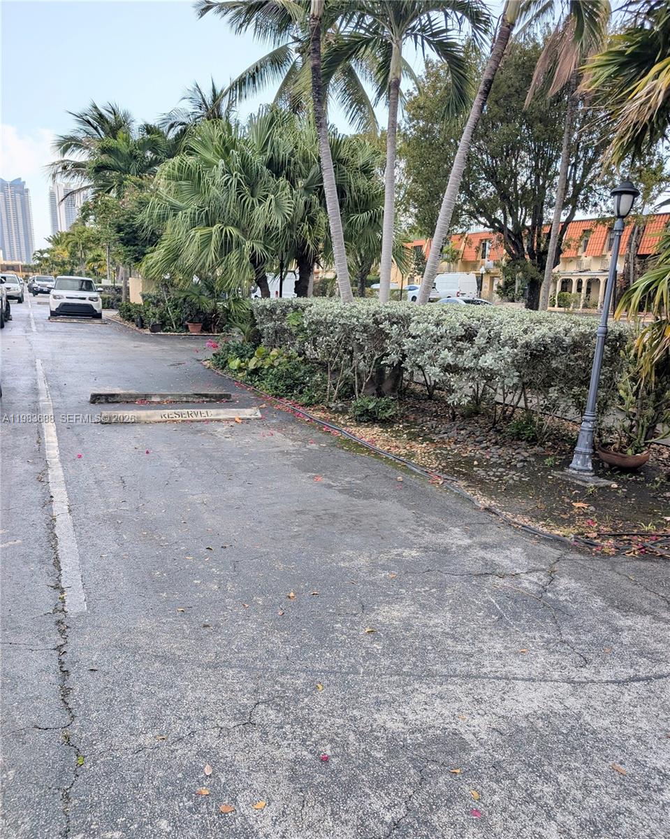 BEACH CLUB VILLAS CONDO I - Residential