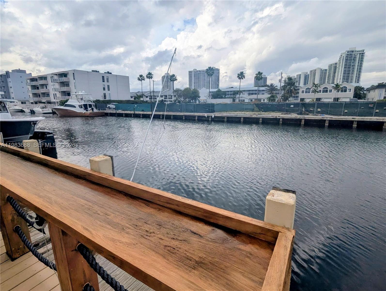 BEACH CLUB VILLAS CONDO I - Residential