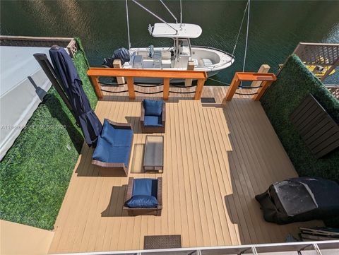 3789 NE 167th St 42 North Miami Beach FL 33160