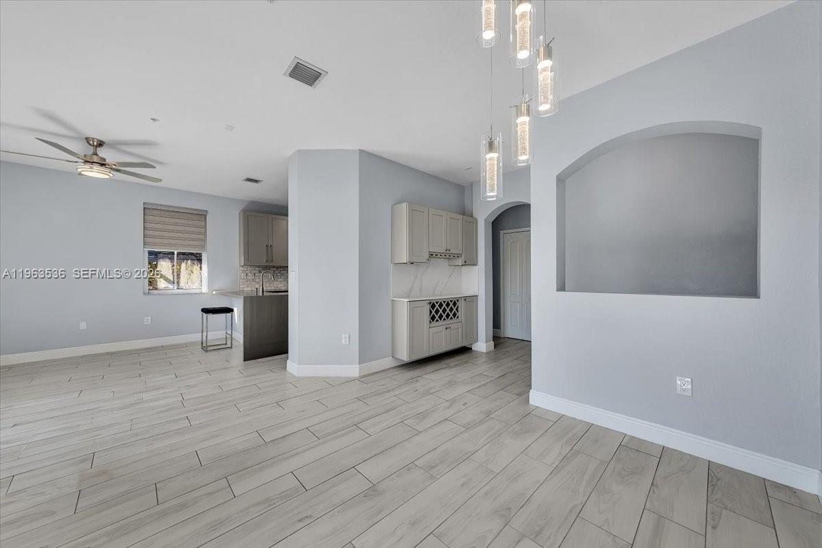 COURTYARDS AT JACARANDA C - Residential