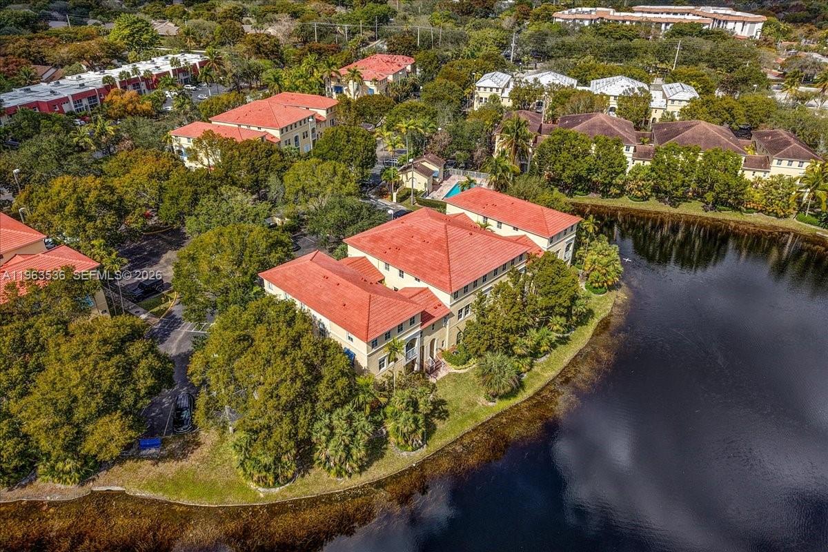 COURTYARDS AT JACARANDA C - Residential
