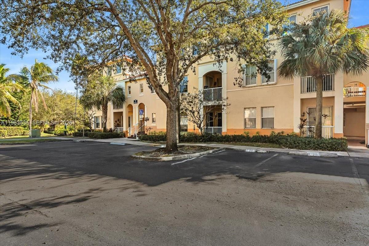 COURTYARDS AT JACARANDA C - Residential