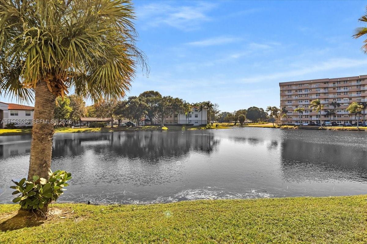 COURTYARDS AT JACARANDA C - Residential