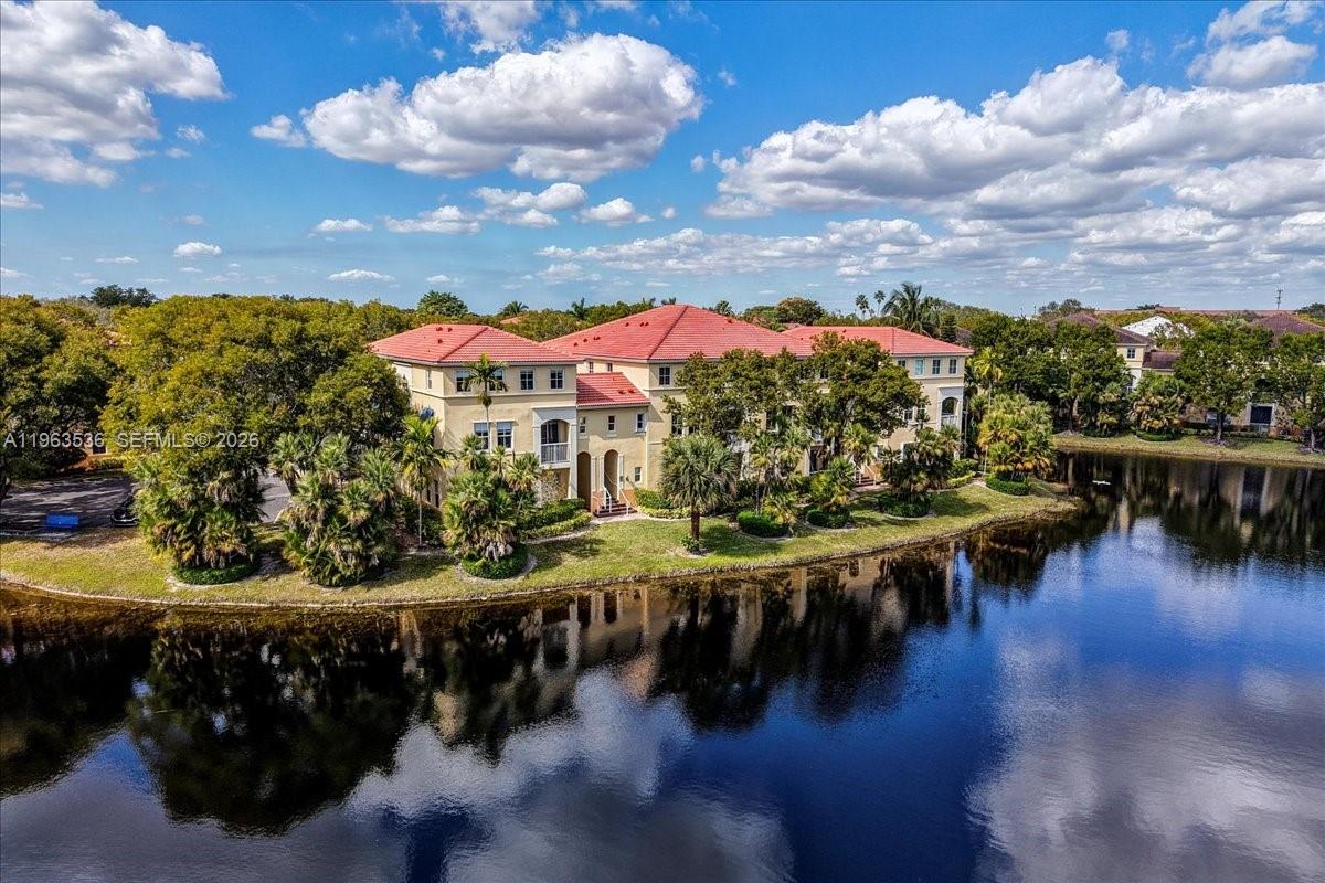 COURTYARDS AT JACARANDA C - Residential