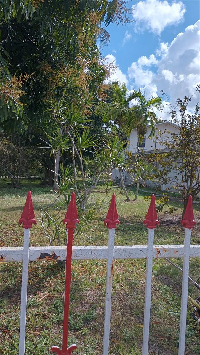 SUNNY ISLES INLAND - Residential