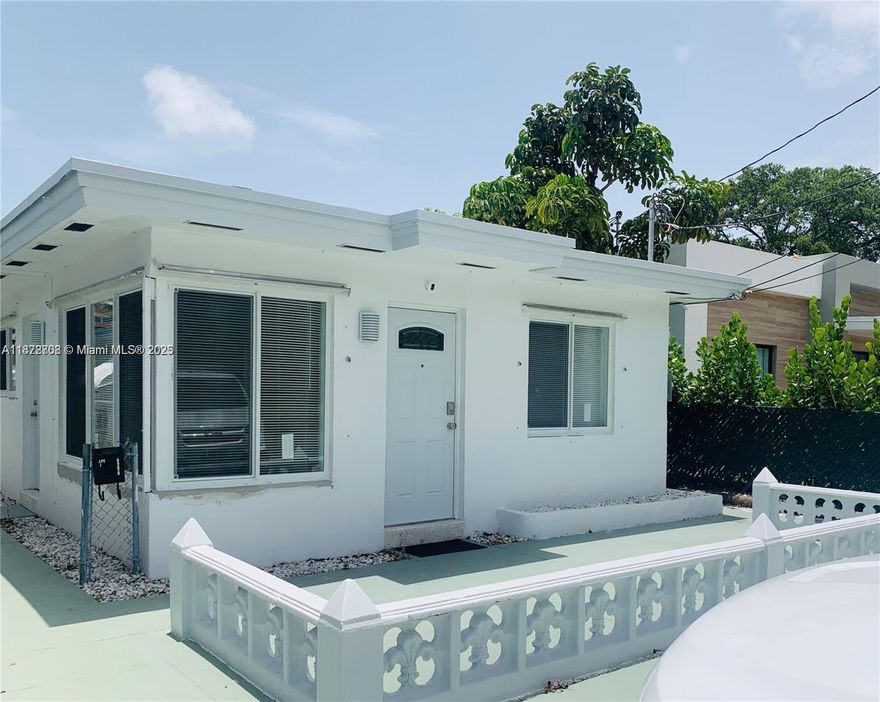 EXCELLENT INVESTMENT & AIRBNB OPPORTUNITY! JUST 5 MINUTES FROM THE BEACH! FULLY RENOVATED DUPLEX WITH 2 SEPARATE 1BED/1BATH UNITS. ONE UNIT IS FULLY FURNISHED AND APPROVED FOR DAILY AIRBNB RENTALS, THE SECOND UNIT CAN RENT FOR $1,700/MONTH. WALKING DISTANCE TO GULFSTREAM PARK & ONLY 8 MINUTES TO AVENTURA MALL. FEATURES INCLUDE: OVERSIZED FENCED BACKYARD WITH PRIVACY HEDGES & OPTION TO EXTEND, LAUNDRY ROOM ON SITE, SECURITY CAMERAS, 3 PARKING SPACES, NEW ROOF WITH WARRANTY, NEW HURRICANE IMPACT WINDOWS, NEW A/C UNITS, REMODELED KITCHENS, FLOORS & BATHROOMS, PLUS NEW WINDOW TREATMENTS. TURN-KEY PROPERTY. ONLY QUALIFIED BUYERS – PROOF OF FUNDS REQUIRED. SALE NOT CONTINGENT ON APPRAISAL.