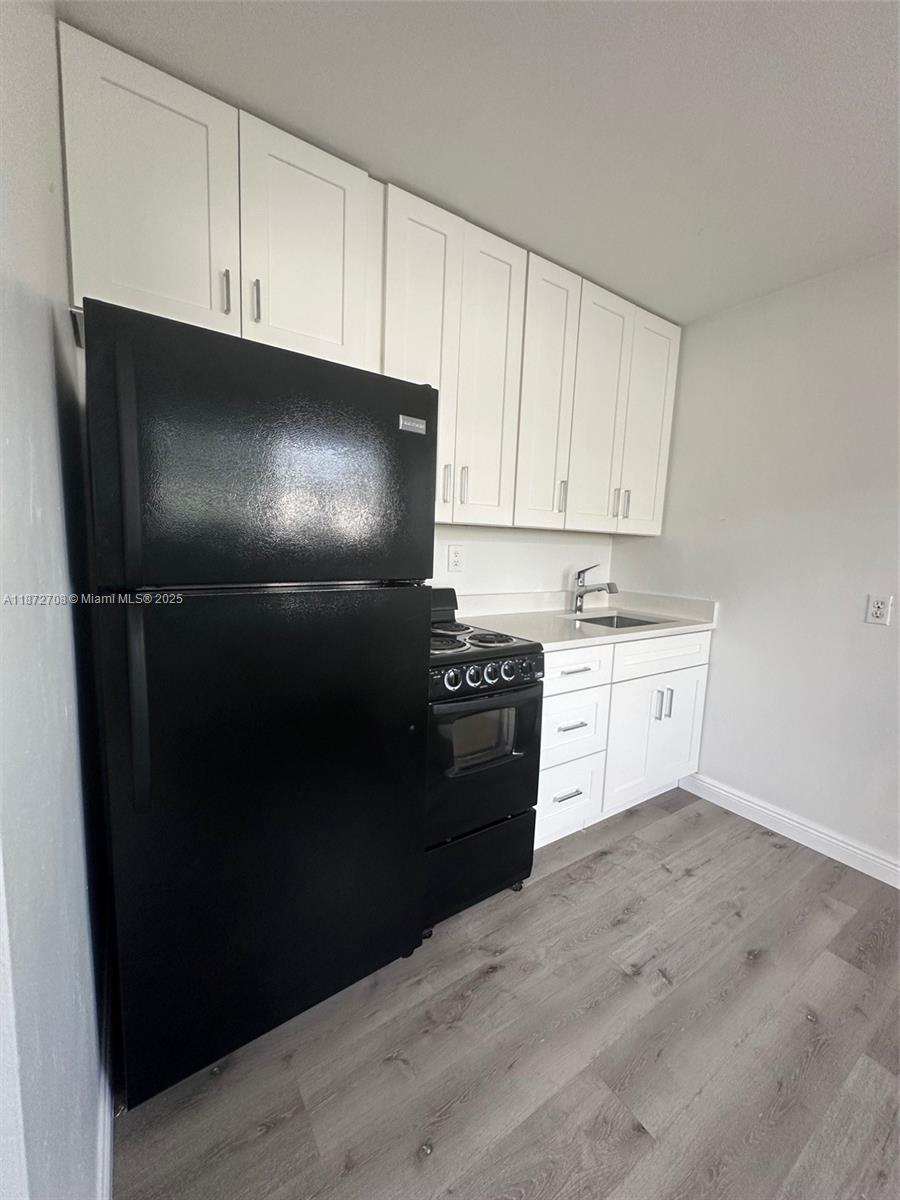 HALLANDALE PARK - Residential Income