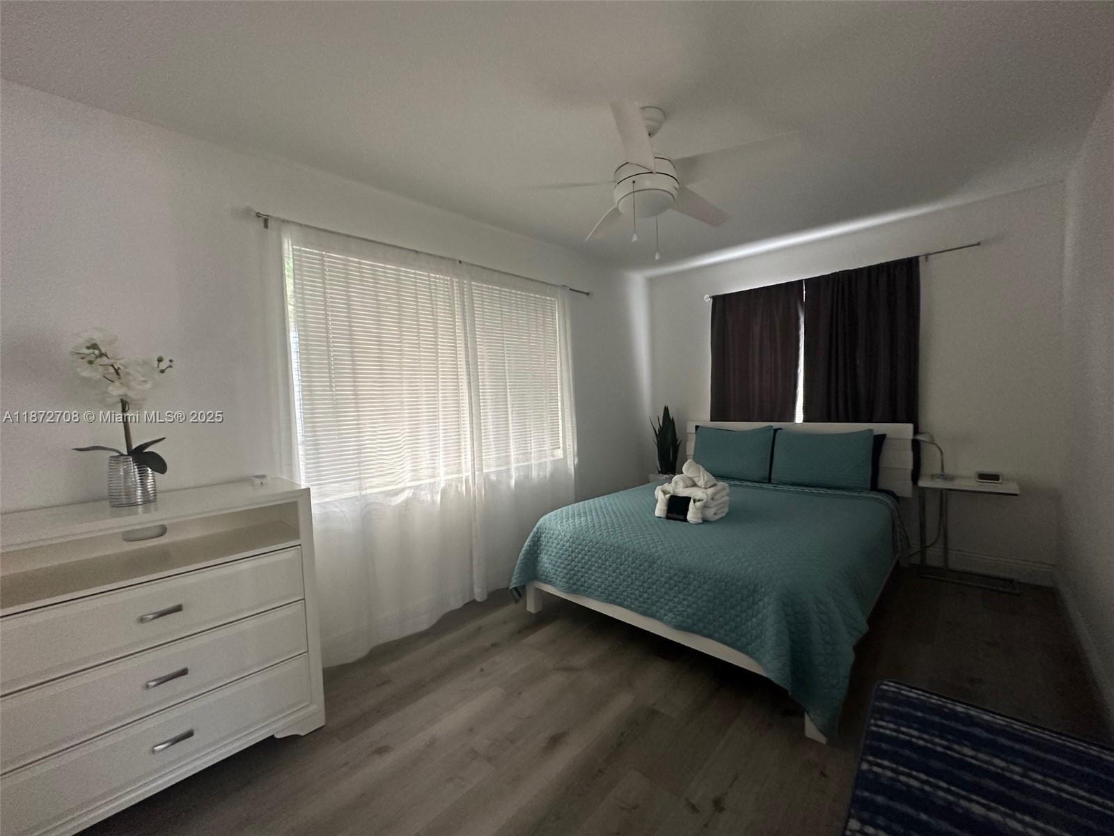 HALLANDALE PARK - Residential Income