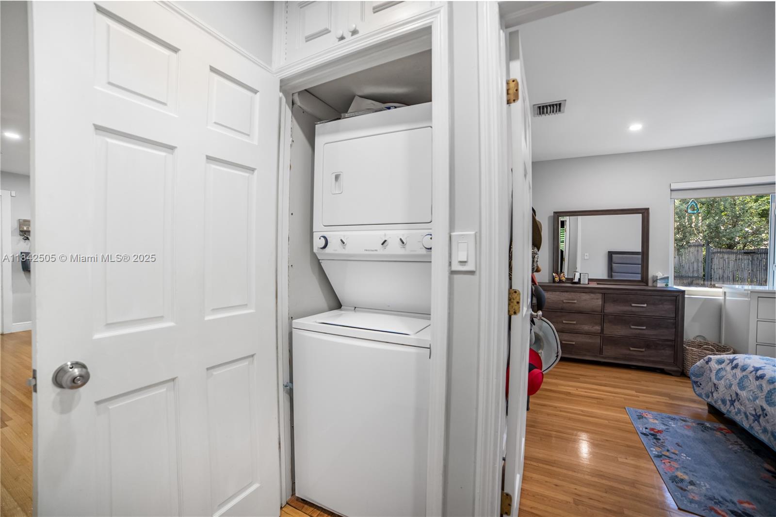 SHORECREST - Residential