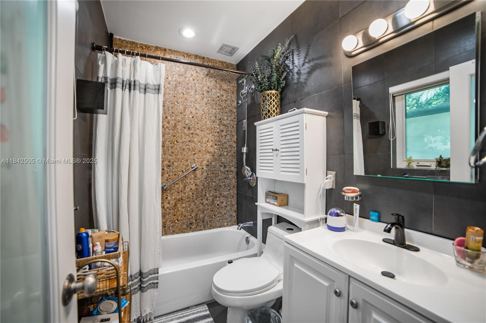 SHORECREST - Residential