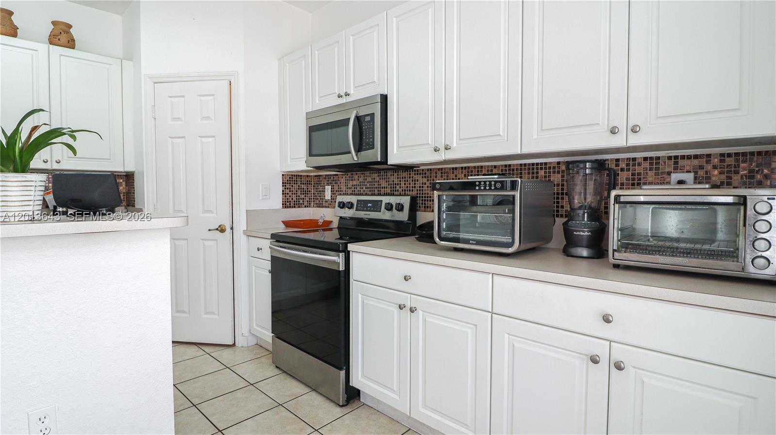 DORAL NORTHEAST TOWNHOMES - Residential Lease